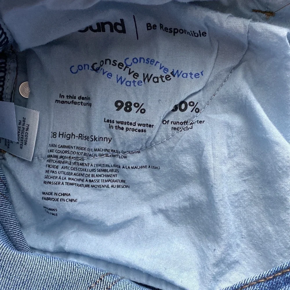 Abound High Rise Skinny Jeans Dark Wash Size 28 - Picture 3 of 6